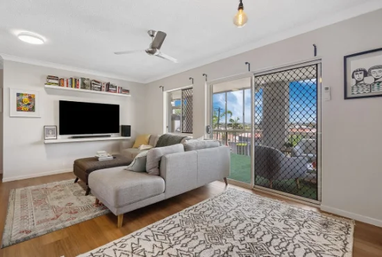8/5 Whytecliffe Street, Albion, Qld 4010