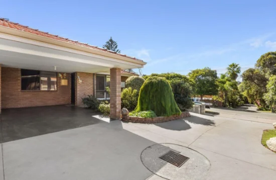8/9 Dover Road, Scarborough, WA 6019 - For Rent