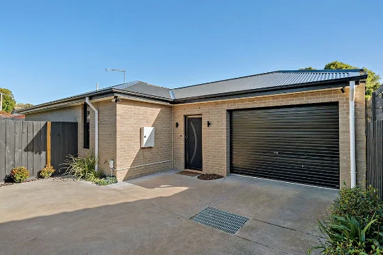 8 Longleaf Street, Frankston North VIC 3200-Image