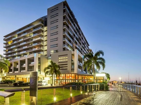 806/1 MarlIn Parade, Cairns City, Qld 4870 - For Rent