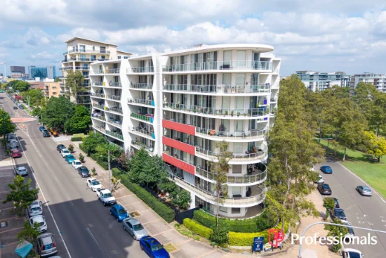 806/3 George Street, Warwick Farm, NSW 2170