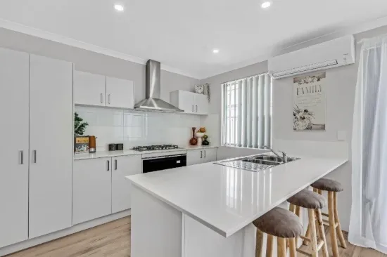 8B Andromeda Road, Australind, WA 6233