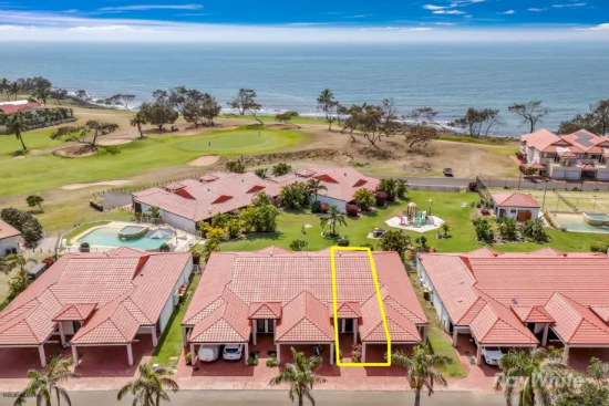 9/1 Pebble Beach Drive, Coral Cove, Qld 4670