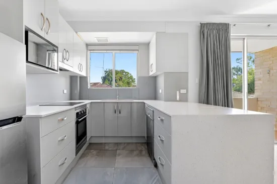 9/102 Windsor Street, Richmond, NSW 2753