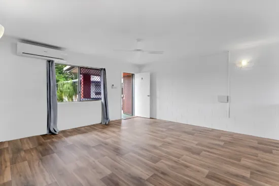 9/15-17 Earl Street, Westcourt, Qld 4870