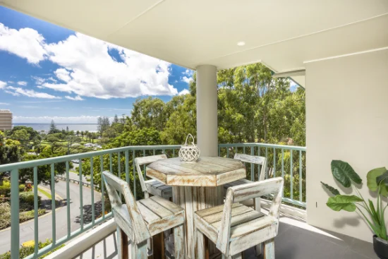 9/2 Brake Street, Burleigh Heads, Qld 4220 - For Rent