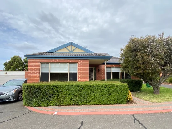 9/7 Regan Street, St Albans, Vic 3021 - For Rent