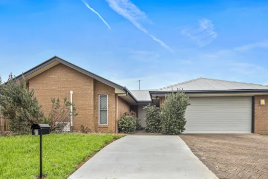 9 Silverbirch Ct, Upper Caboolture, Qld 4510