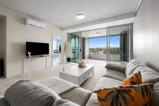 908/360 Marine Parade, Labrador, Qld 4215