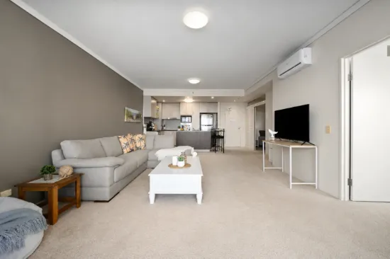 908/360 Marine Parade, Labrador, Qld 4215-Image