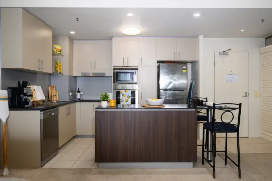 908/360 Marine Parade, Labrador, Qld 4215-Image