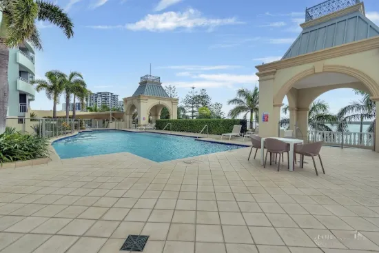 908/360 Marine Parade, Labrador, Qld 4215-Image