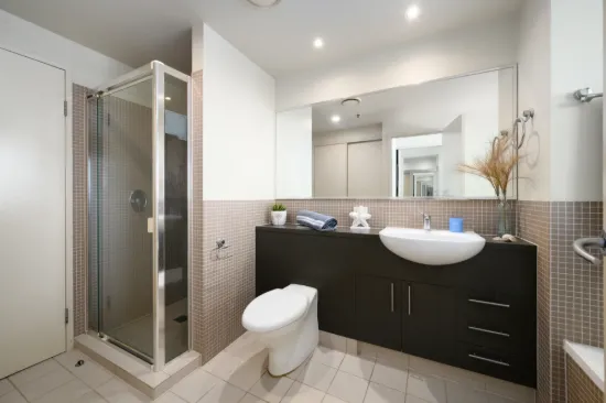 908/360 Marine Parade, Labrador, Qld 4215-Image