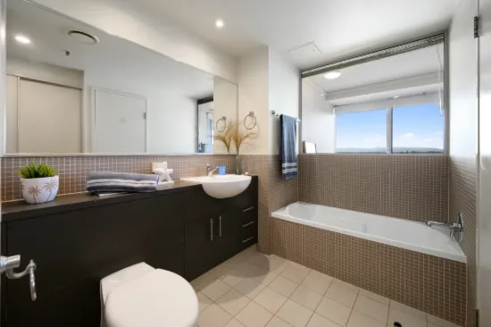 908/360 Marine Parade, Labrador, Qld 4215-Image