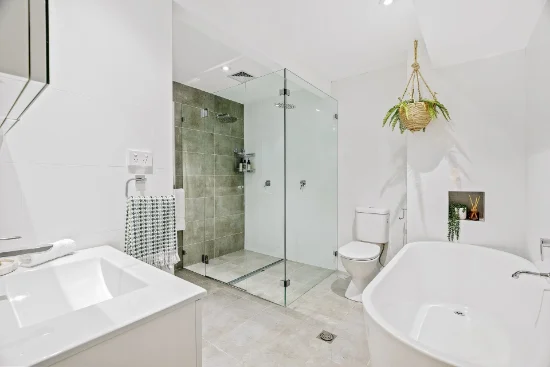 a/35 Riviera Ave, Terrigal, NSW 2260