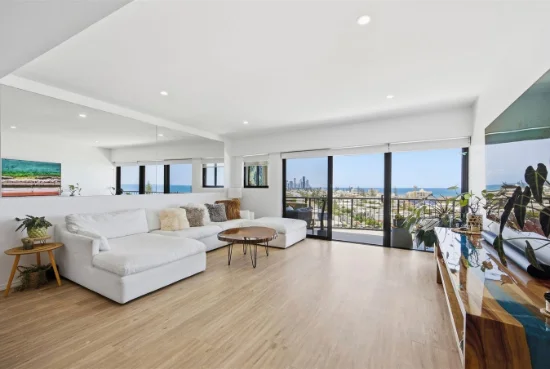 A36/1 Great Hall Drive, Miami, Qld 4220 - For Rent