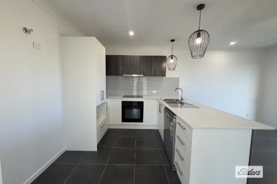 B/10 Mulcahy Street, Rosenthal Heights, Qld 4370
