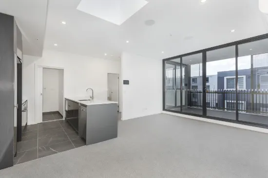 H12122/19 Amalfi Drive, Wentworth Point, NSW 2127
