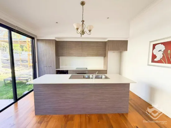 ID:21200808/4 Colville Street, Highgate Hill, Qld 4101