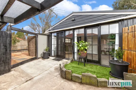 REAR/173 Minerva Road, Newtown, Vic 3220