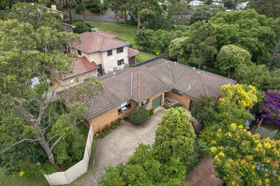 Unit 1 & 2 8 Spies Court, Mount Lofty, Qld 4350