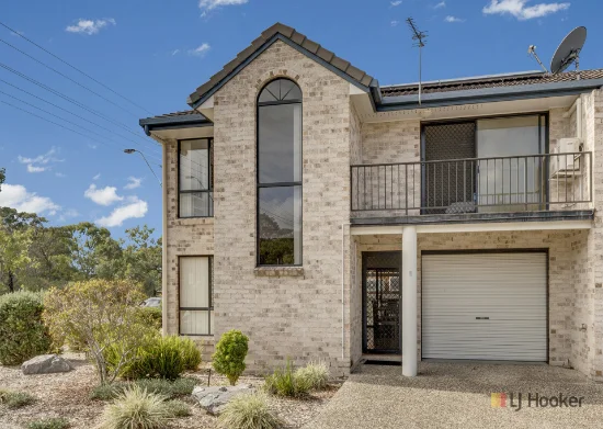 Unit 1/2 Hampton Drive, Tannum Sands, Qld 4680