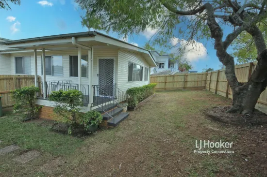 Unit 1/5 Baldwin, Petrie, Qld 4502