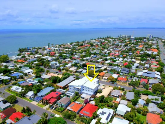 Unit 102/22 Arthur St, Woody Point, Qld 4019