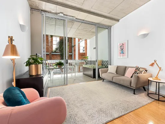 Unit 109/8 Skyring Terrace, Teneriffe, Qld 4005