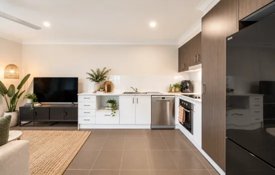 Unit 2/12 Creekside Circuit, Nambour, Qld 4560 - For Rent