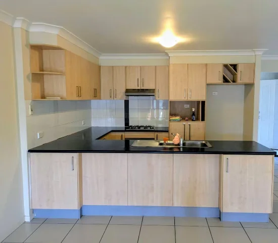 UNIT 2/12 Jack Conway Street, One Mile, Qld 4305