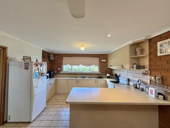 Unit 2/127 High Street, Cobram, Vic 3644-Image