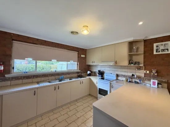 Unit 2/127 High Street, Cobram, Vic 3644-Image