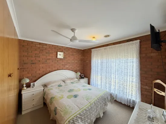 Unit 2/127 High Street, Cobram, Vic 3644-Image