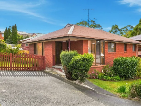 Unit 2/19 Opal Drive, Blackmans Bay, Tas 7052