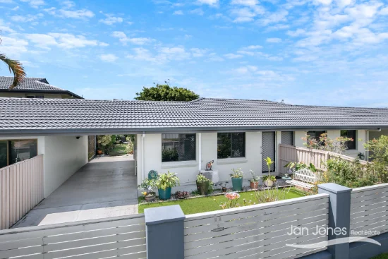Unit 2/22 Roland Street, Clontarf, Qld 4019