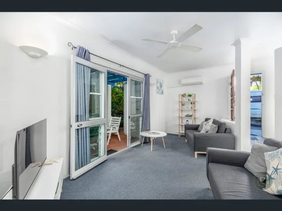 Unit 2/23 Bream St, Tin Can Bay, Qld 4580