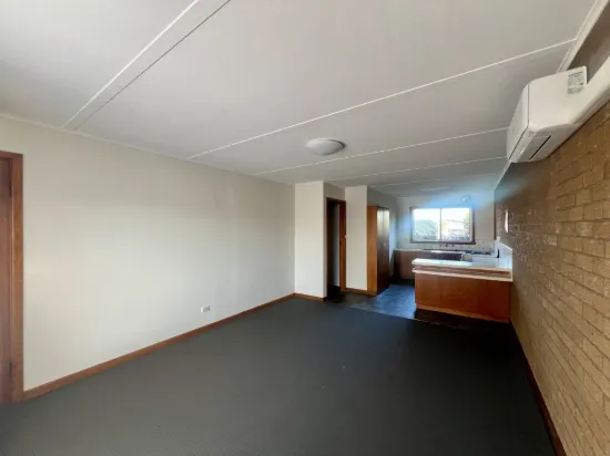 UNIT 3/24 Hazelwood Road, Morwell, Vic 3840-Image