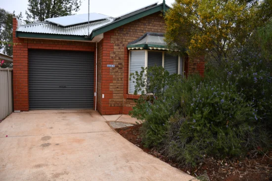 Unit 3/30 Myall St, Roxby Downs, SA 5725 - For Rent