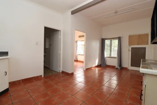 Unit 4/4 Thirteenth Avenue, Mount Isa City, Qld 4825