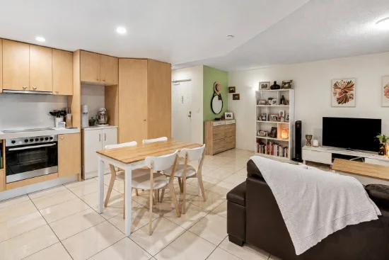 Unit 4/77 Buderim Avenue, Mooloolaba, Qld 4557