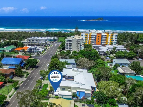 Unit 4/9-11 Mudjimba Beach Road, Mudjimba, Qld 4564
