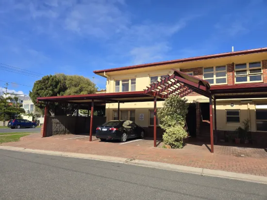 Unit 8/23 Seaview Road, West Beach, SA 5024