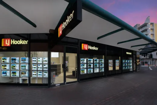 Amina Hassan - Real Estate Agent at LJ Hooker - HURSTVILLE