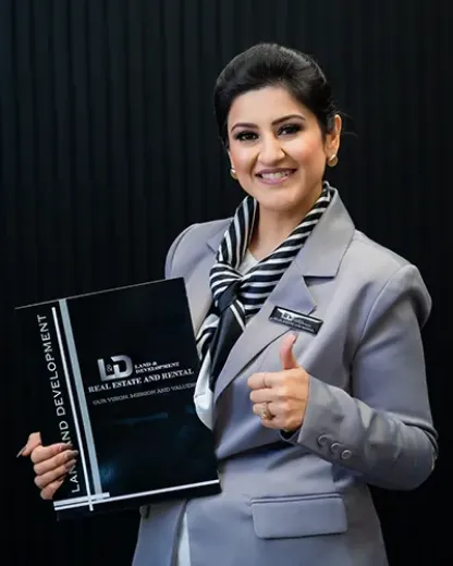 Mandeep  Kaur - Real Estate Agent at L & D Land & Development