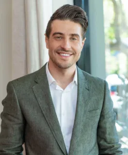 Simon Noakes - Real Estate Agent