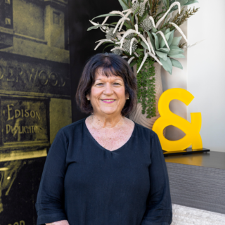 Jo  Gabiola - Real Estate Agent