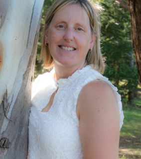 Julie Hicks - Real Estate Agent