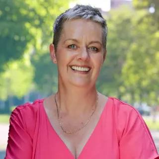 Jo  Mooney - Real Estate Agent