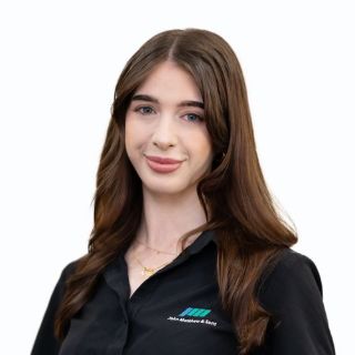 Courtney Krasser - Real Estate Agent